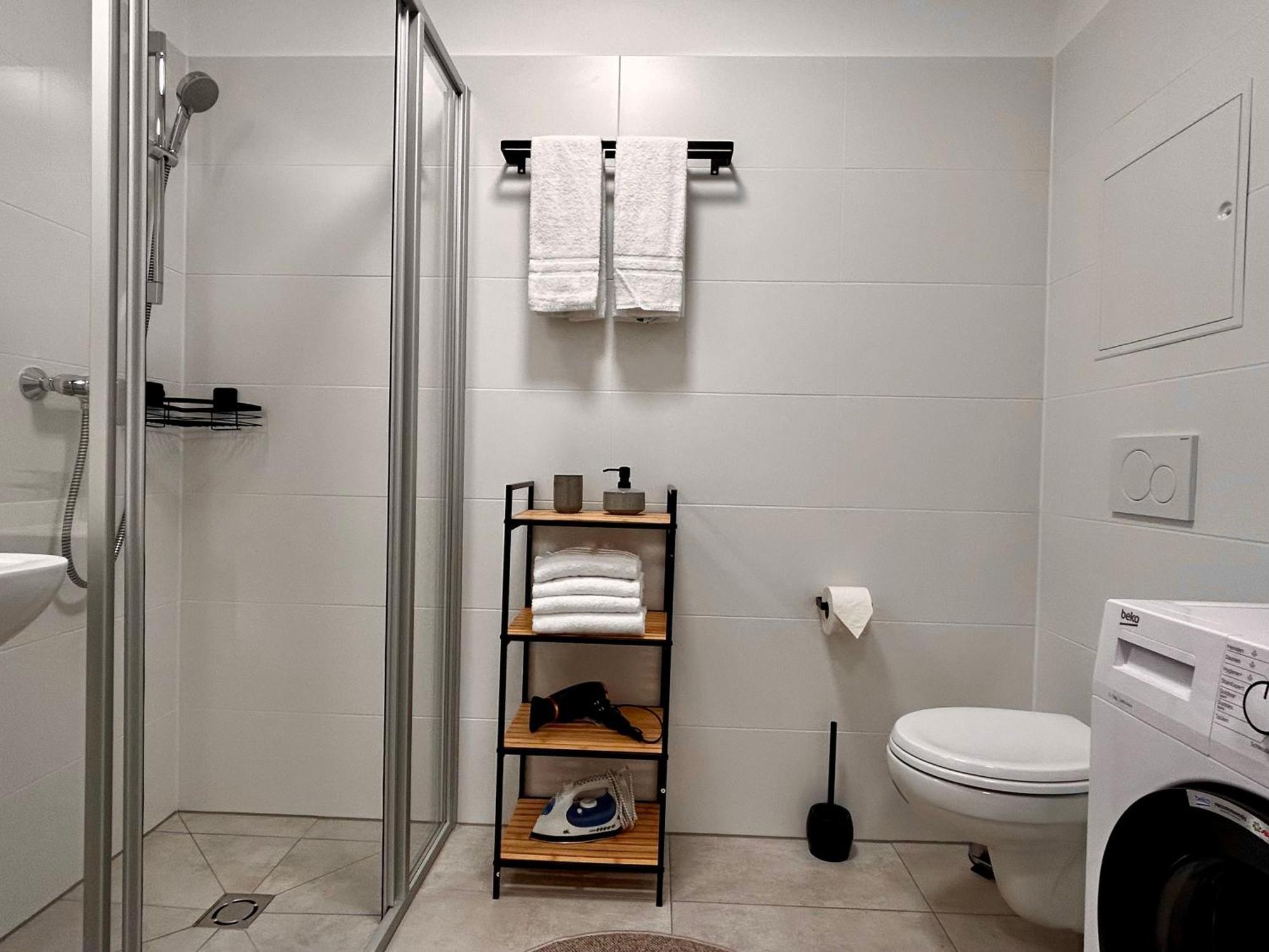 Shome Apartments Graz I Self Check-In I Free Parking Buitenkant foto